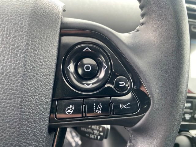 Used 2019 Toyota Prius XLE w/ Premium Convenience Package FWD image 22