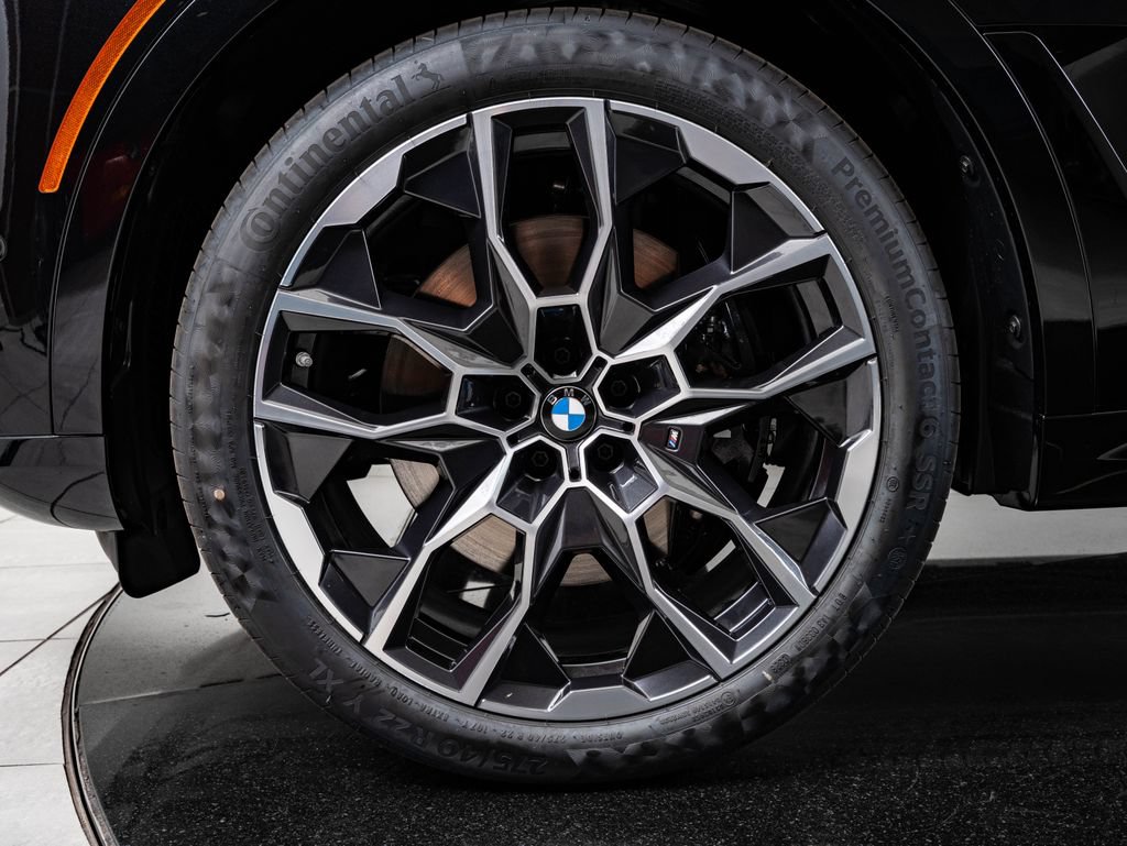 New 2027 BMW X7 xDrive40i w/ M Sport Package AWD/4WD image 13