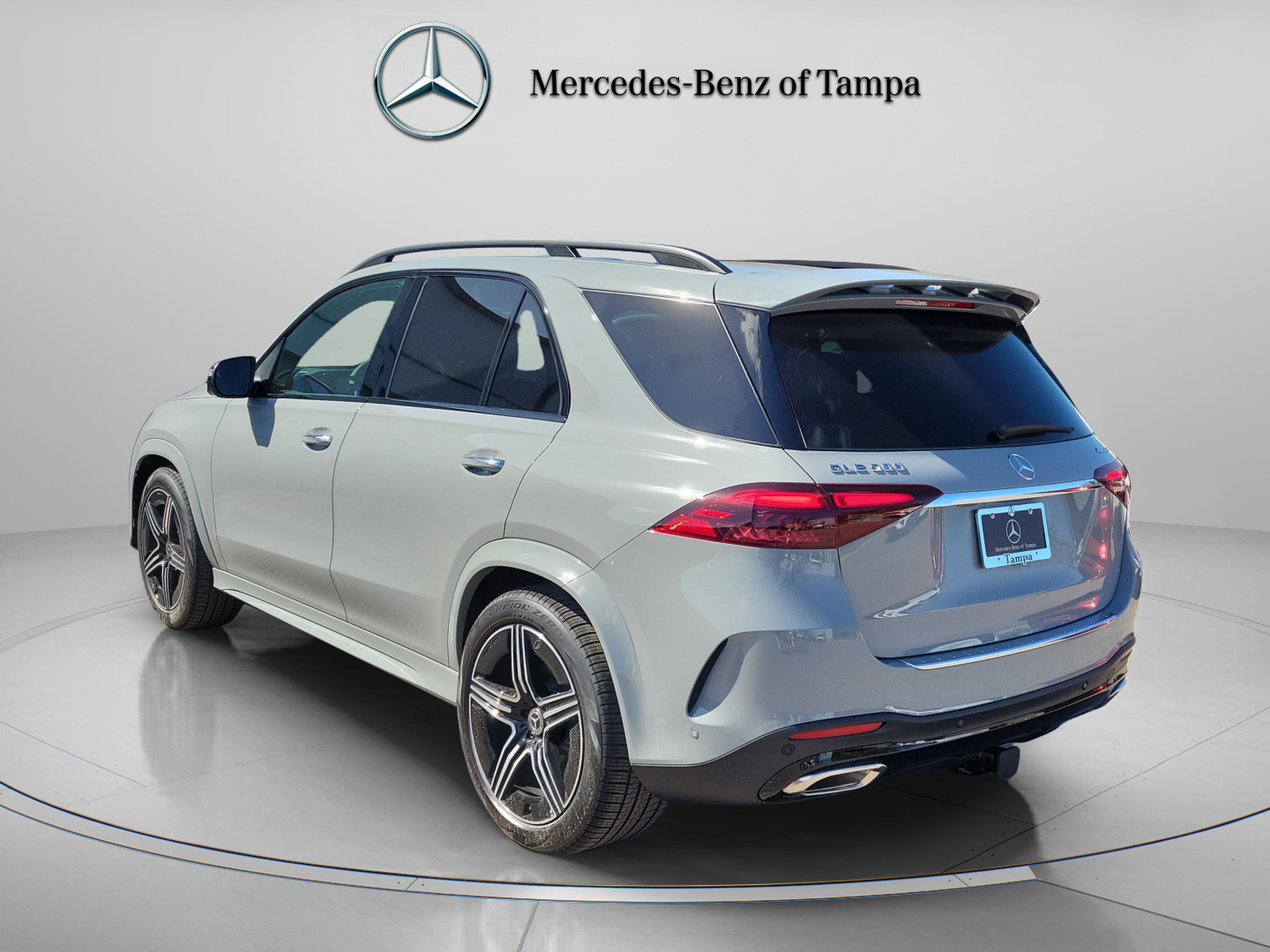 New 2026 Mercedes-Benz GLE 580 4MATIC image 3
