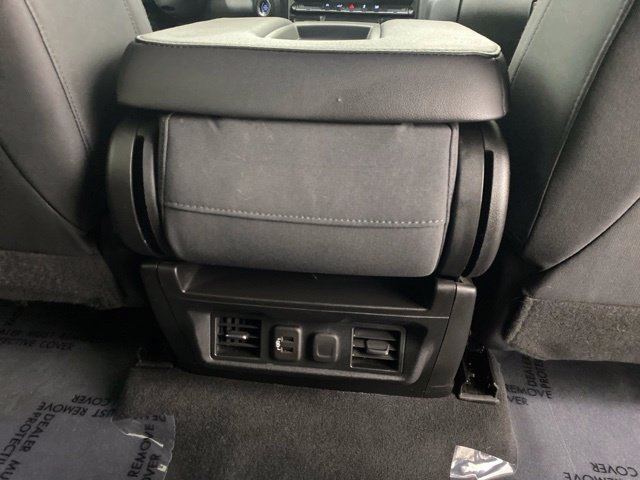 Used 2019 Chevrolet Silverado 1500 LT w/ All-Star Edition AWD/4WD image 35