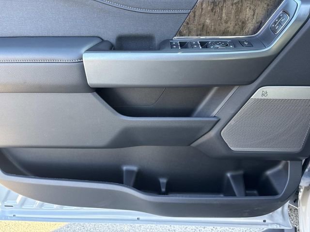 New 2026 Ford F250 Lariat w/ Black Appearance Package image 20