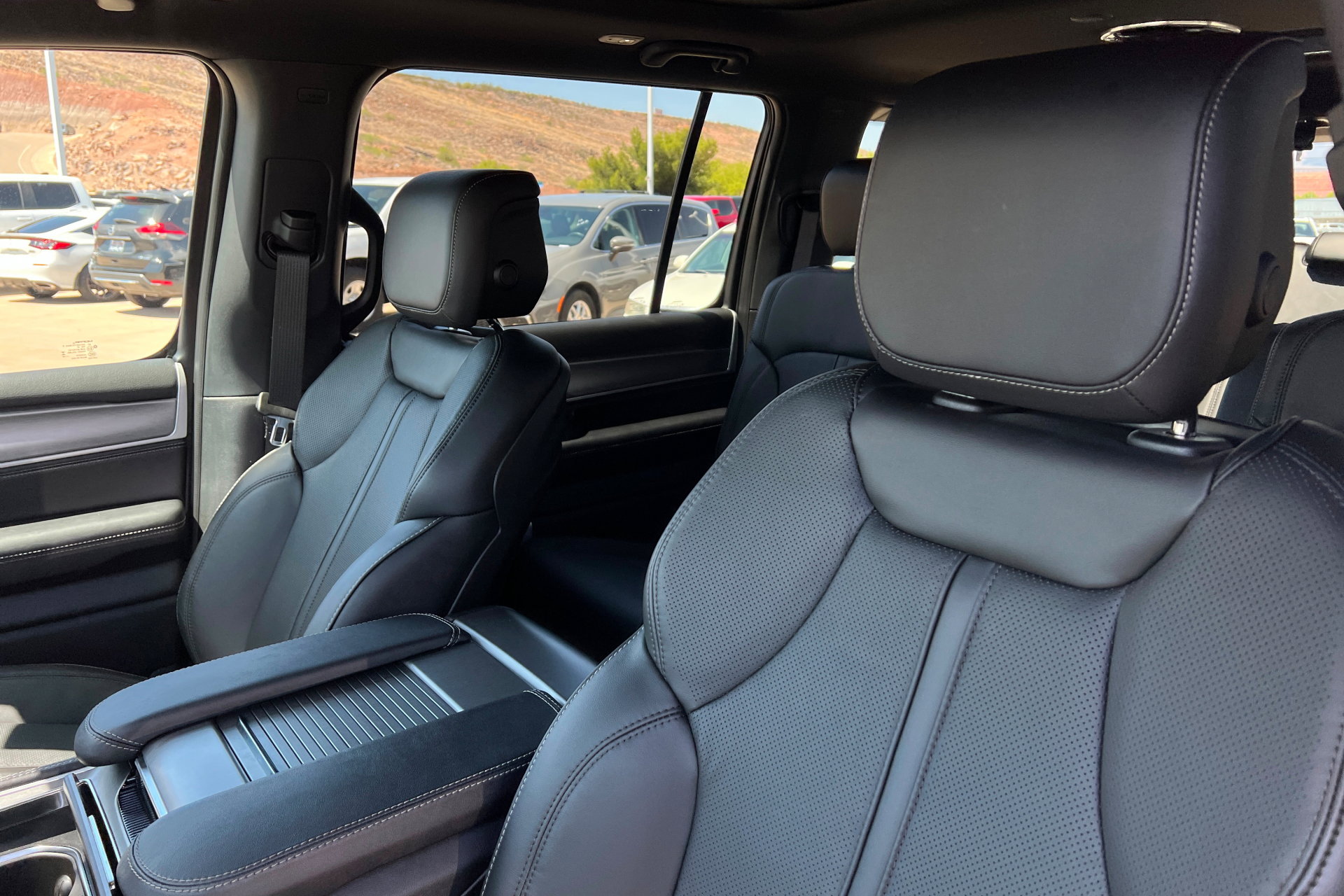 New 2026 Jeep Grand Wagoneer 4WD image 16