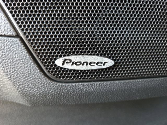 Used 2017 Chevrolet Equinox LT image 12