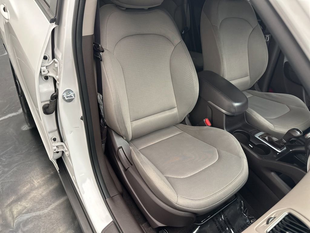 Used 2015 Hyundai Tucson GLS AWD/4WD image 9