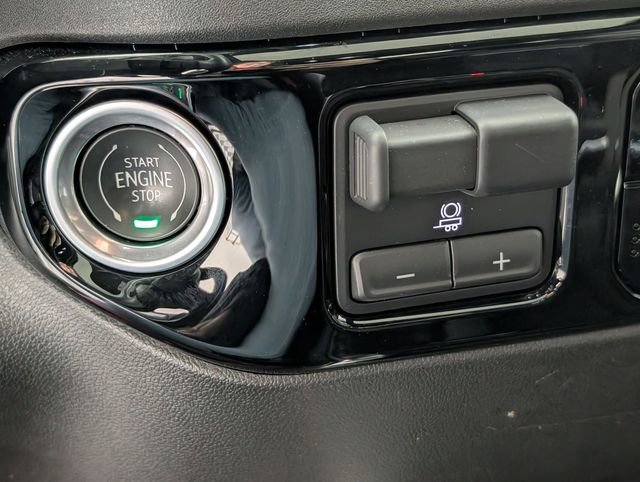 Used 2023 Chevrolet Silverado 1500 RST w/ All Star Edition Plus image 25