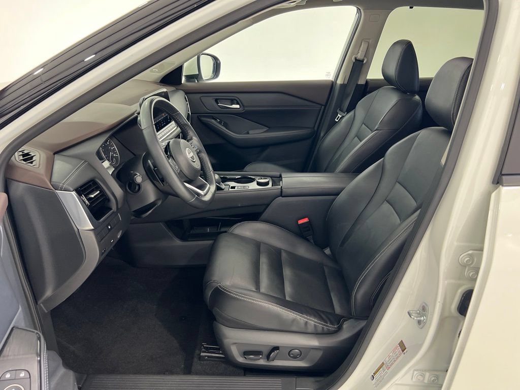 Used 2022 Nissan Rogue SL w/ SL Premium Package AWD/4WD image 19