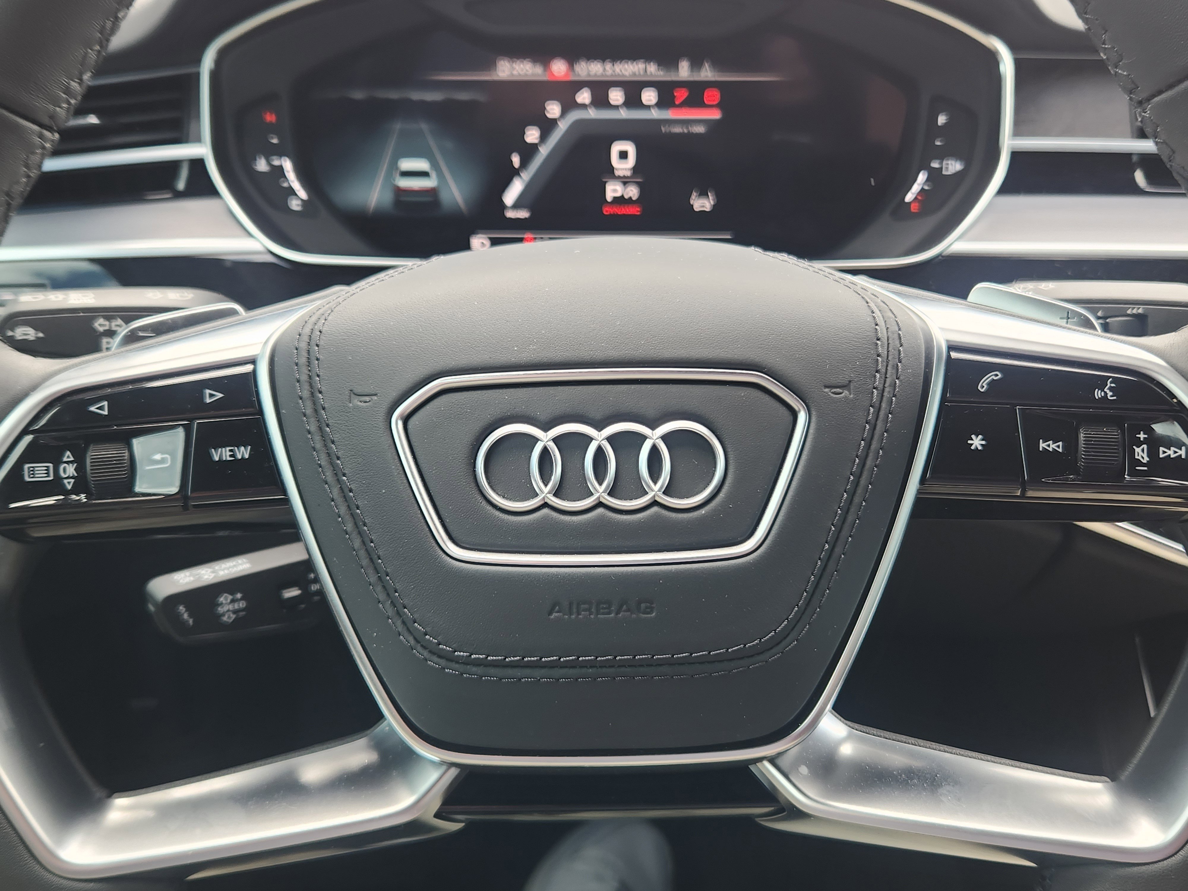 Used 2025 Audi A8 L 3.0T image 7