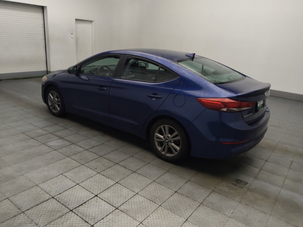 Used 2018 Hyundai Elantra SEL w/ Cargo Package FWD image 3