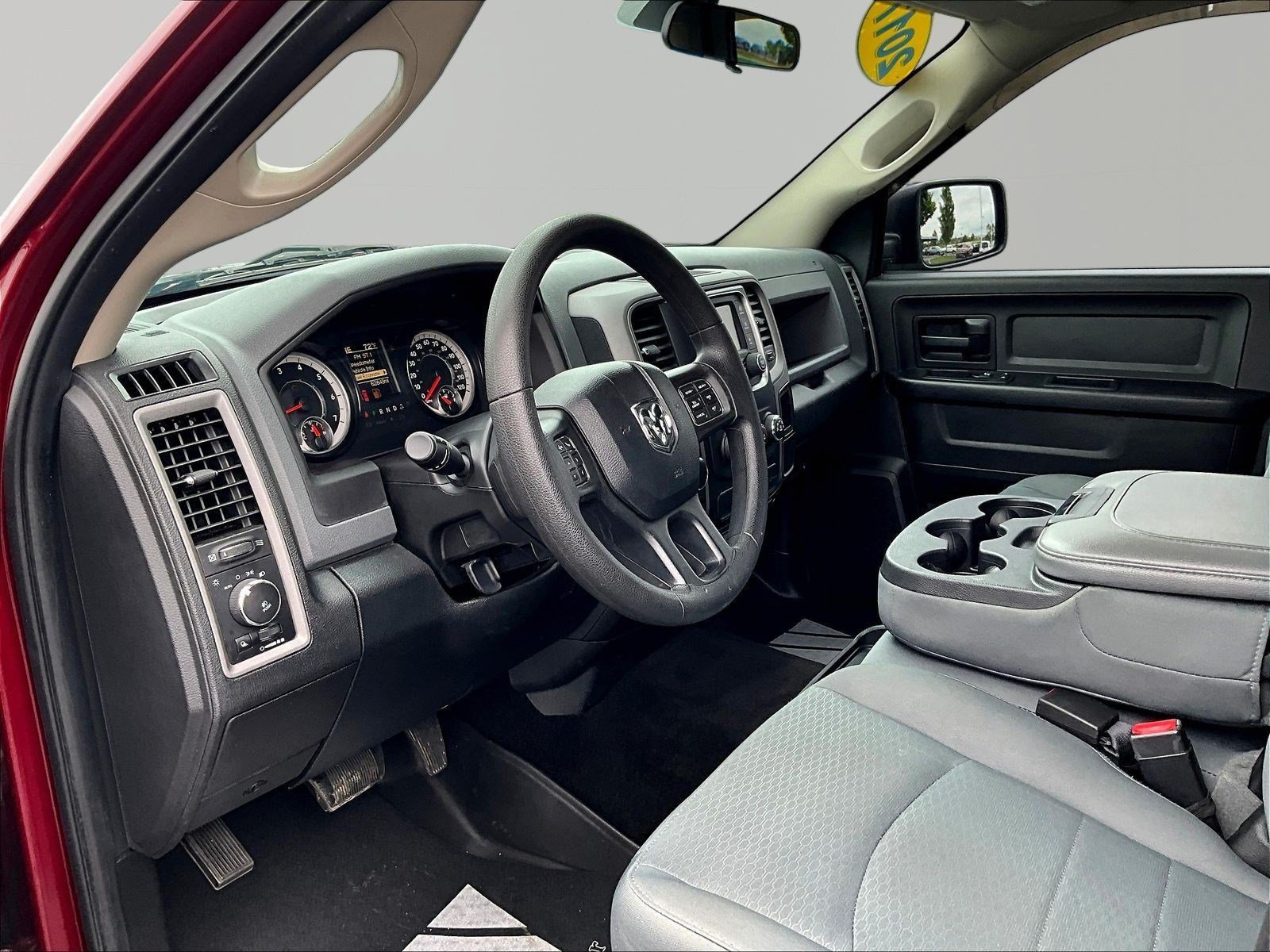 Used 2017 RAM 1500 Express RWD image 18