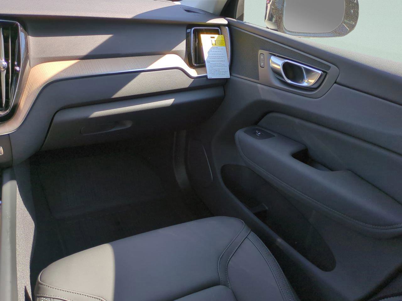 New 2026 Volvo XC60 B5 Core image 23