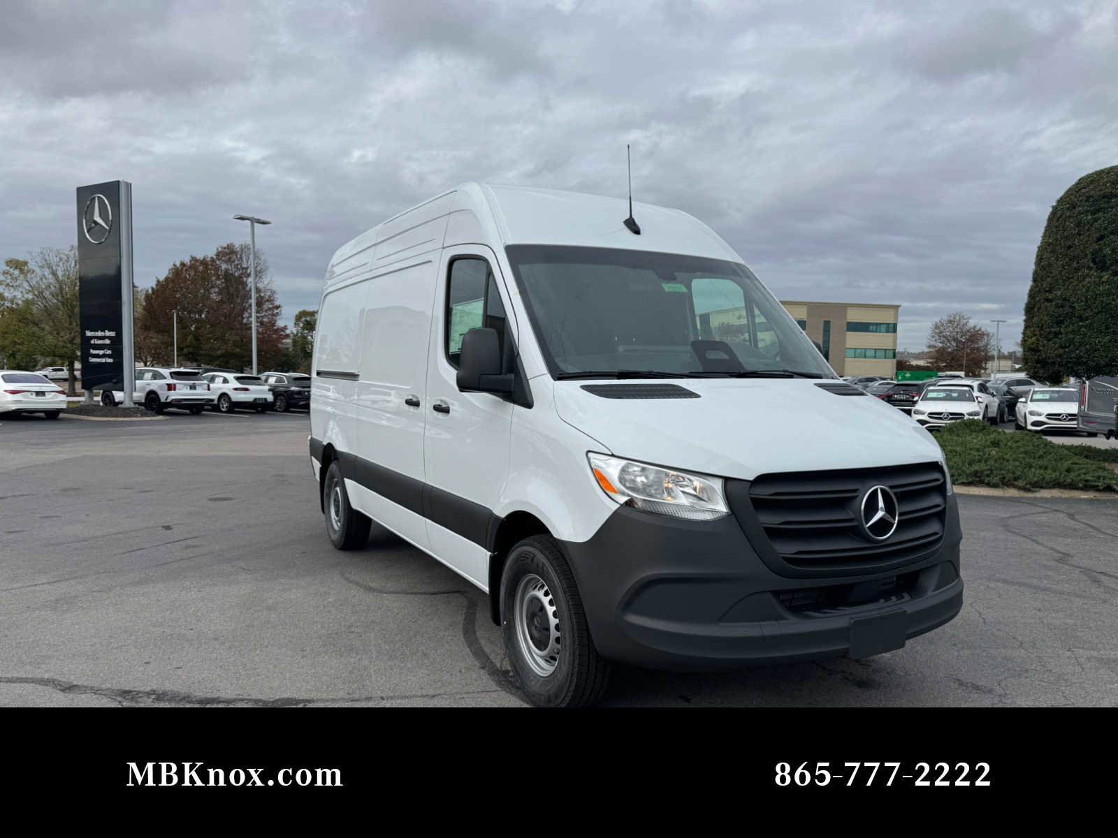 Used 2025 Mercedes-Benz Sprinter 2500 image 1