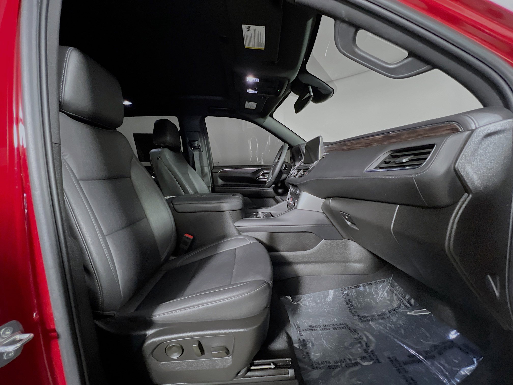 Used 2023 Chevrolet Tahoe Z71 w/ Luxury Package image 31