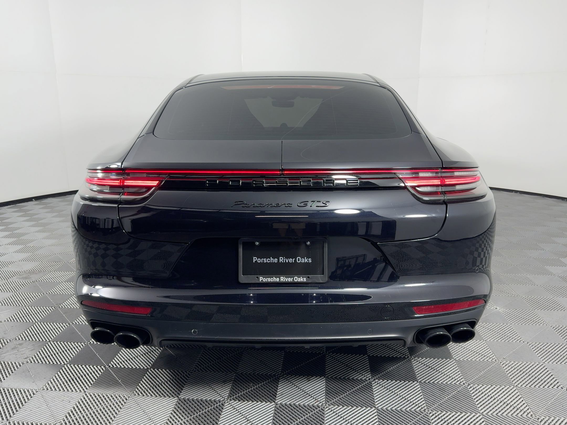 Certified 2020 Porsche Panamera GTS w/ Premium Package Plus image 10