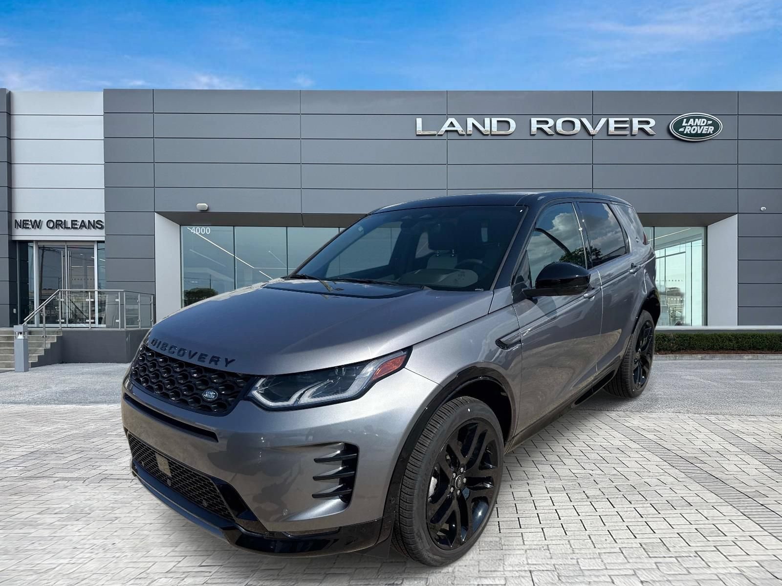 New 2025 Land Rover Discovery Sport Dynamic SE AWD/4WD image 1