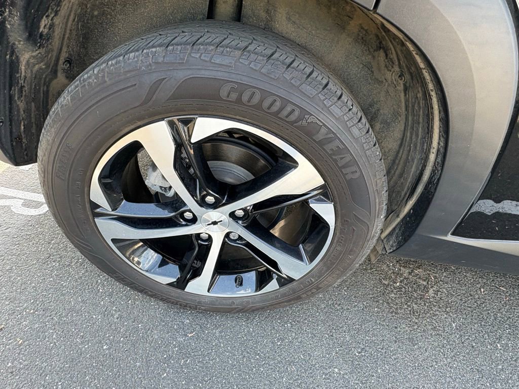 Used 2024 Chevrolet Trax RS FWD image 10