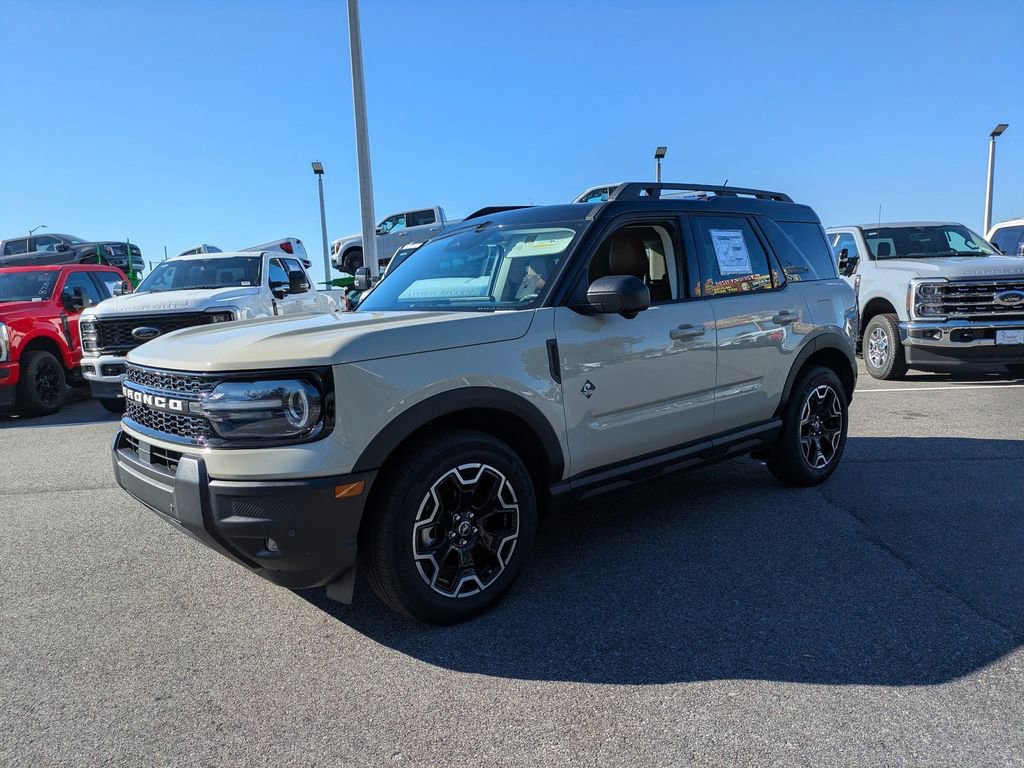 New 2025 Ford Bronco Sport Outer Banks w/ Outer Banks Tech Package+ AWD/4WD image 8