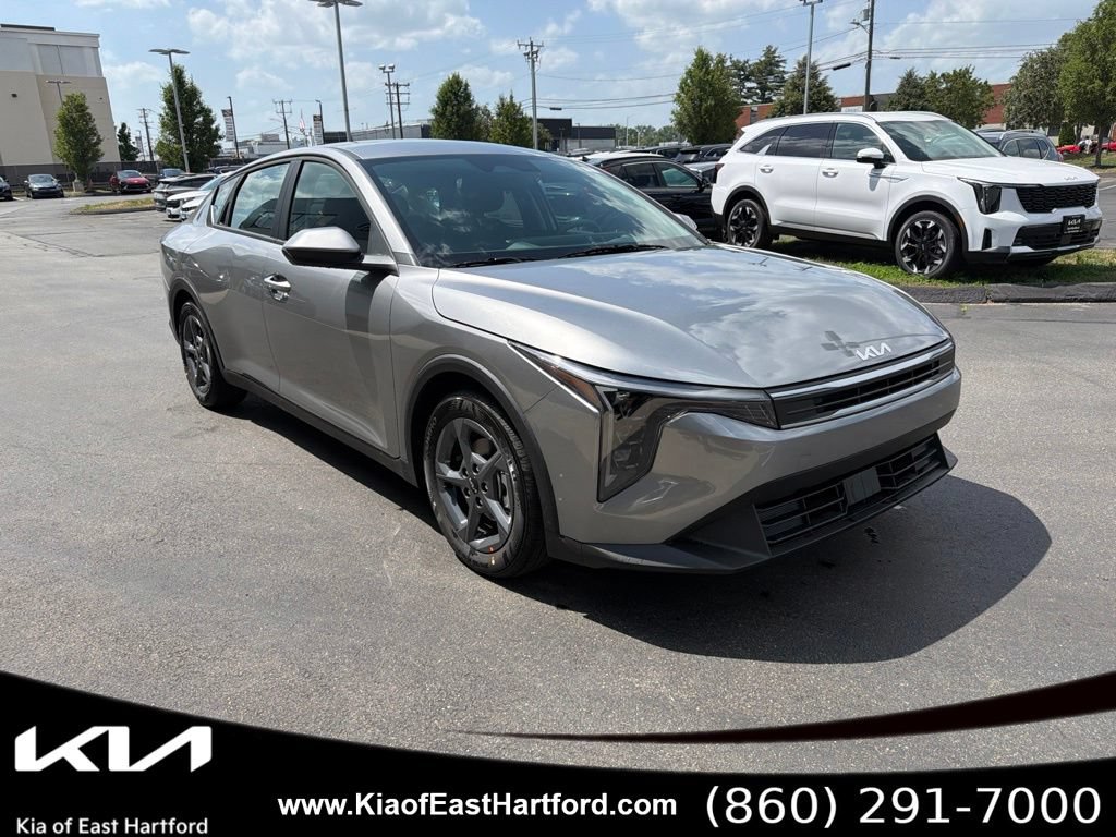 New 2026 Kia K4 FWD image 5