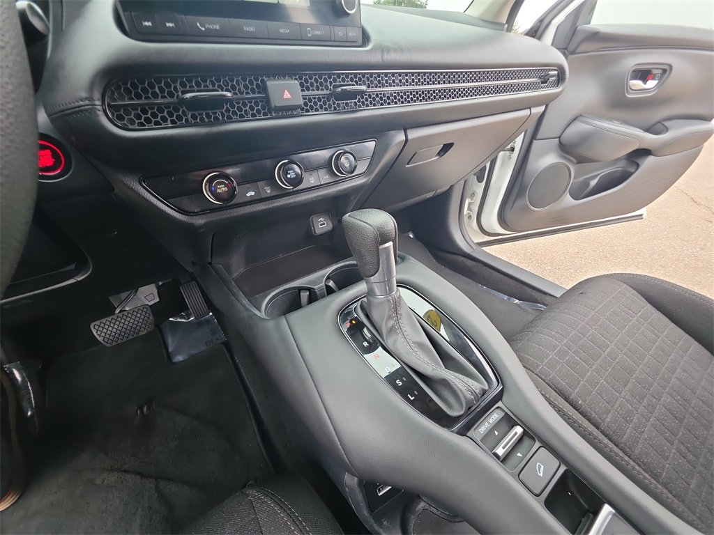 Used 2023 Honda HR-V LX image 23