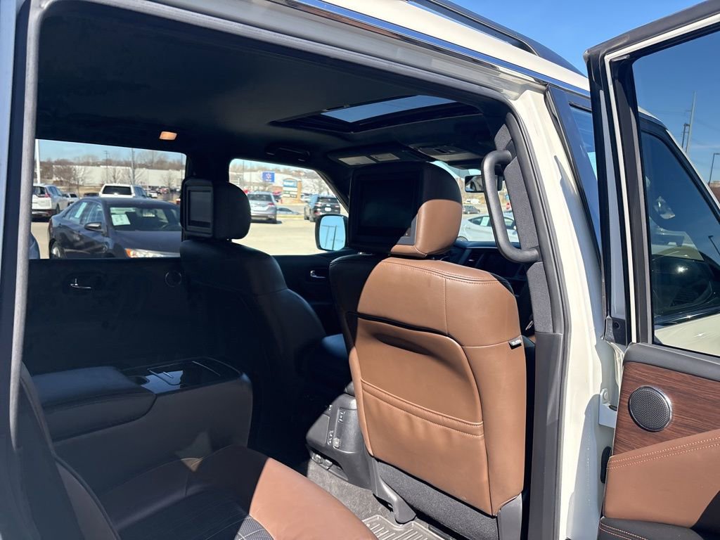 Used 2020 Nissan Armada Platinum w/ Platinum Reserve Package image 33
