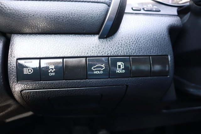 Used 2021 Toyota Camry SE FWD image 24