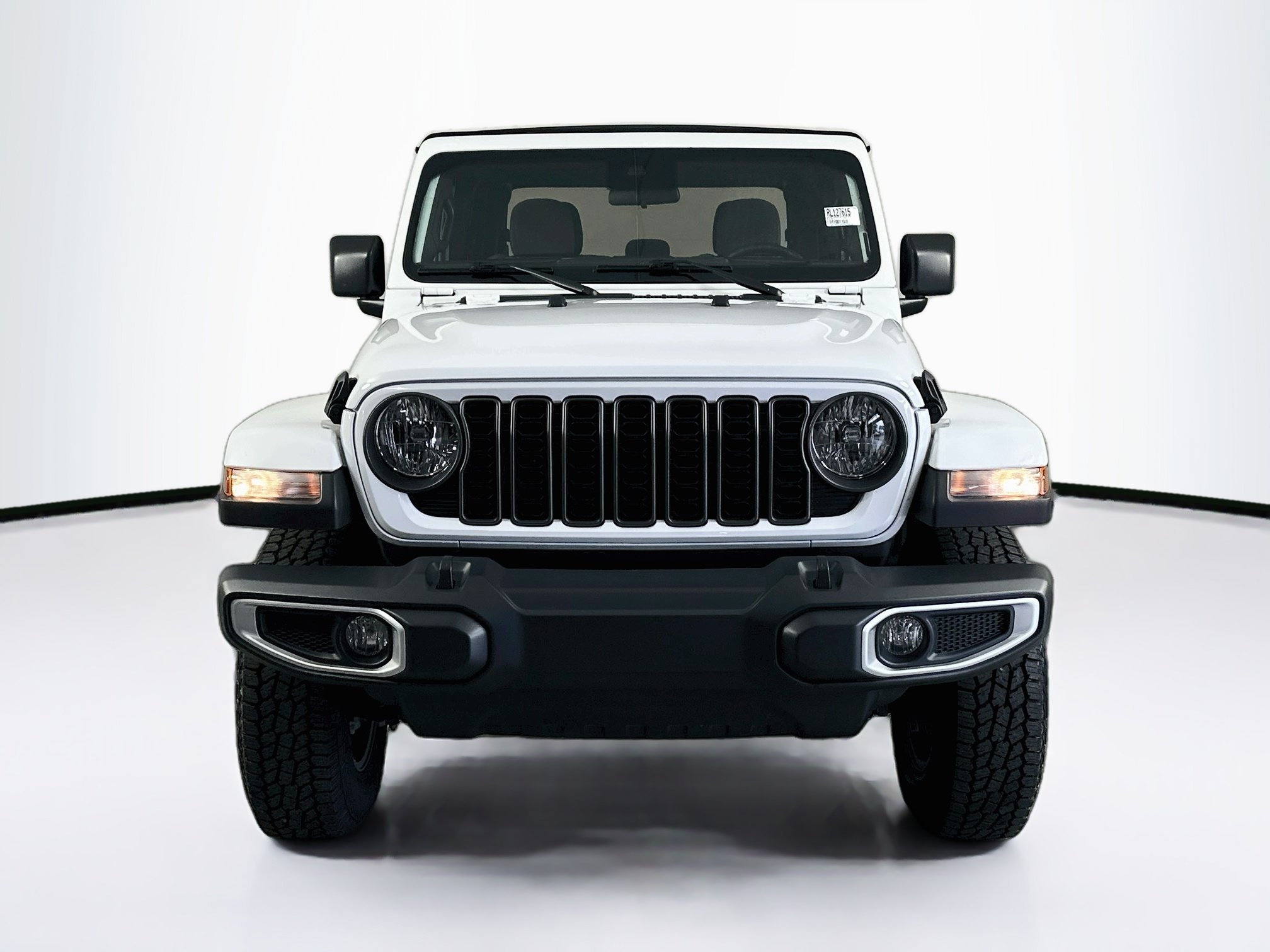 Used 2024 Jeep Gladiator Sport AWD/4WD image 2