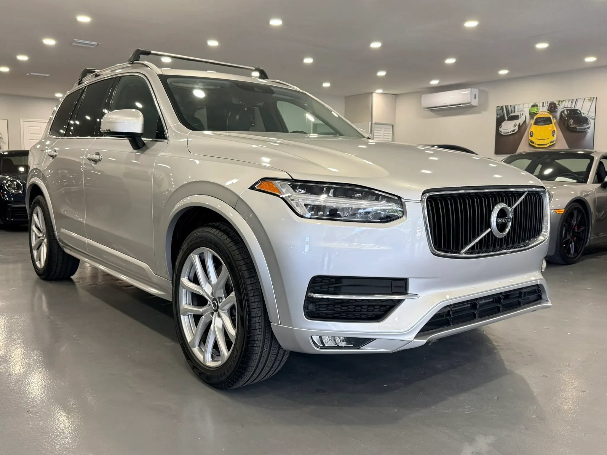Used 2019 Volvo XC90 T5 Momentum