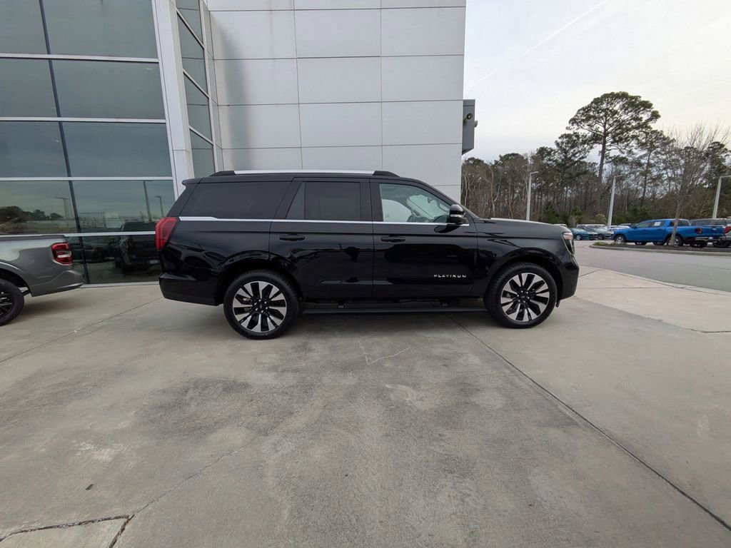 New 2026 Ford Expedition Platinum w/ Driver's Package image 3