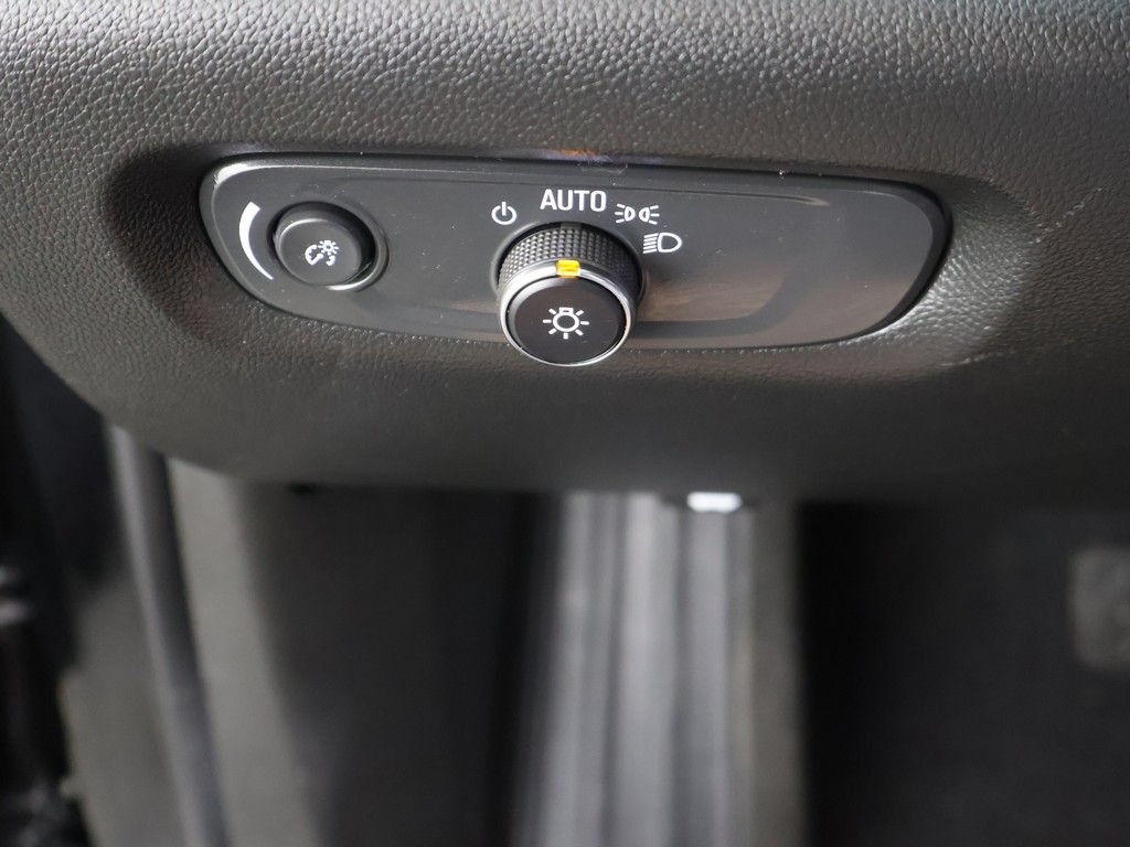 Used 2024 Chevrolet Traverse High Country w/ LPO, Cargo Package AWD/4WD image 44