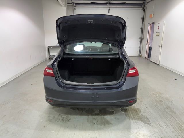 Used 2023 Chevrolet Malibu LT image 8