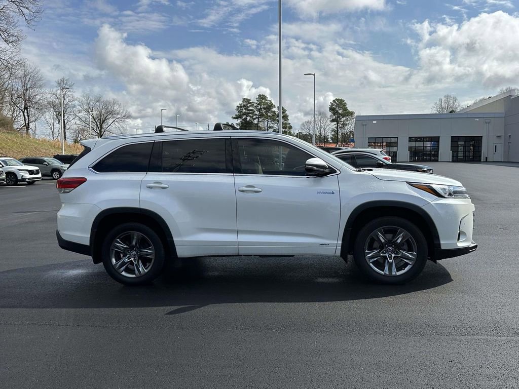 Used 2018 Toyota Highlander Limited Platinum image 28