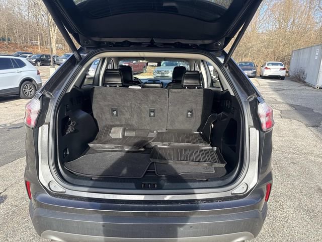 Used 2020 Ford Edge SEL w/ Convenience Package image 9