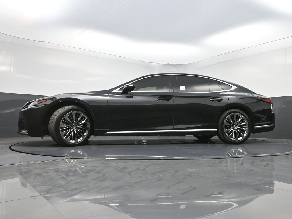 Used 2020 Lexus LS 500 w/ Accessory Package (Z2) RWD image 27
