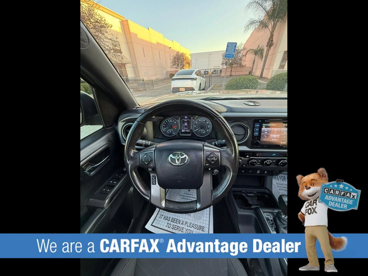 Used 2017 Toyota Tacoma TRD Off-Road w/ Premium & Technology Package image 42
