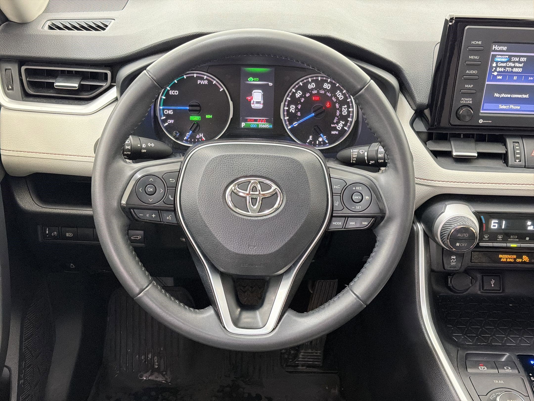 Used 2022 Toyota RAV4 XLE Premium AWD/4WD image 17