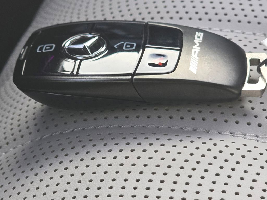 Certified 2025 Mercedes-Benz G 63 AMG 4MATIC image 39