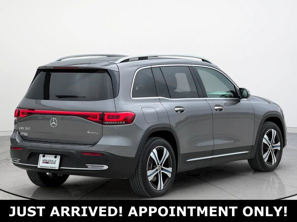 Used 2023 Mercedes-Benz EQB 350 4MATIC SUV image 4