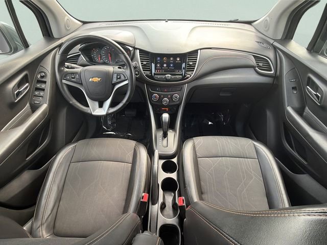 Used 2018 Chevrolet Trax LT w/ LT Convenience Package AWD/4WD image 27