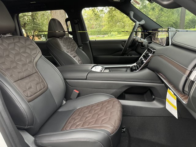 New 2026 Nissan Armada Platinum AWD/4WD image 8
