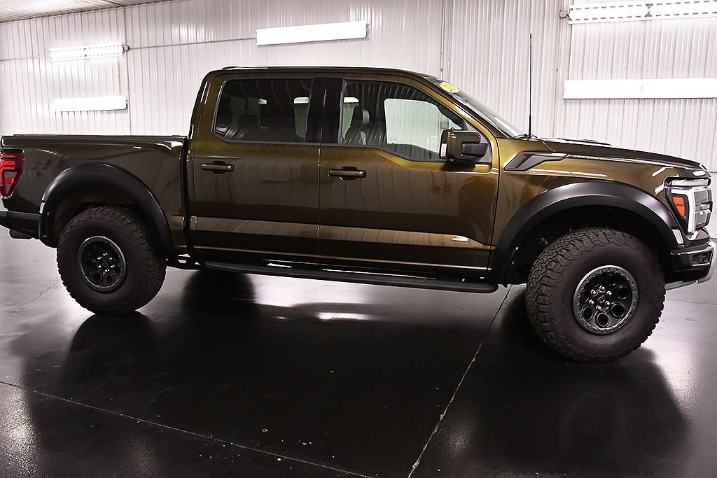 Used 2025 Ford F150 Raptor AWD/4WD image 8