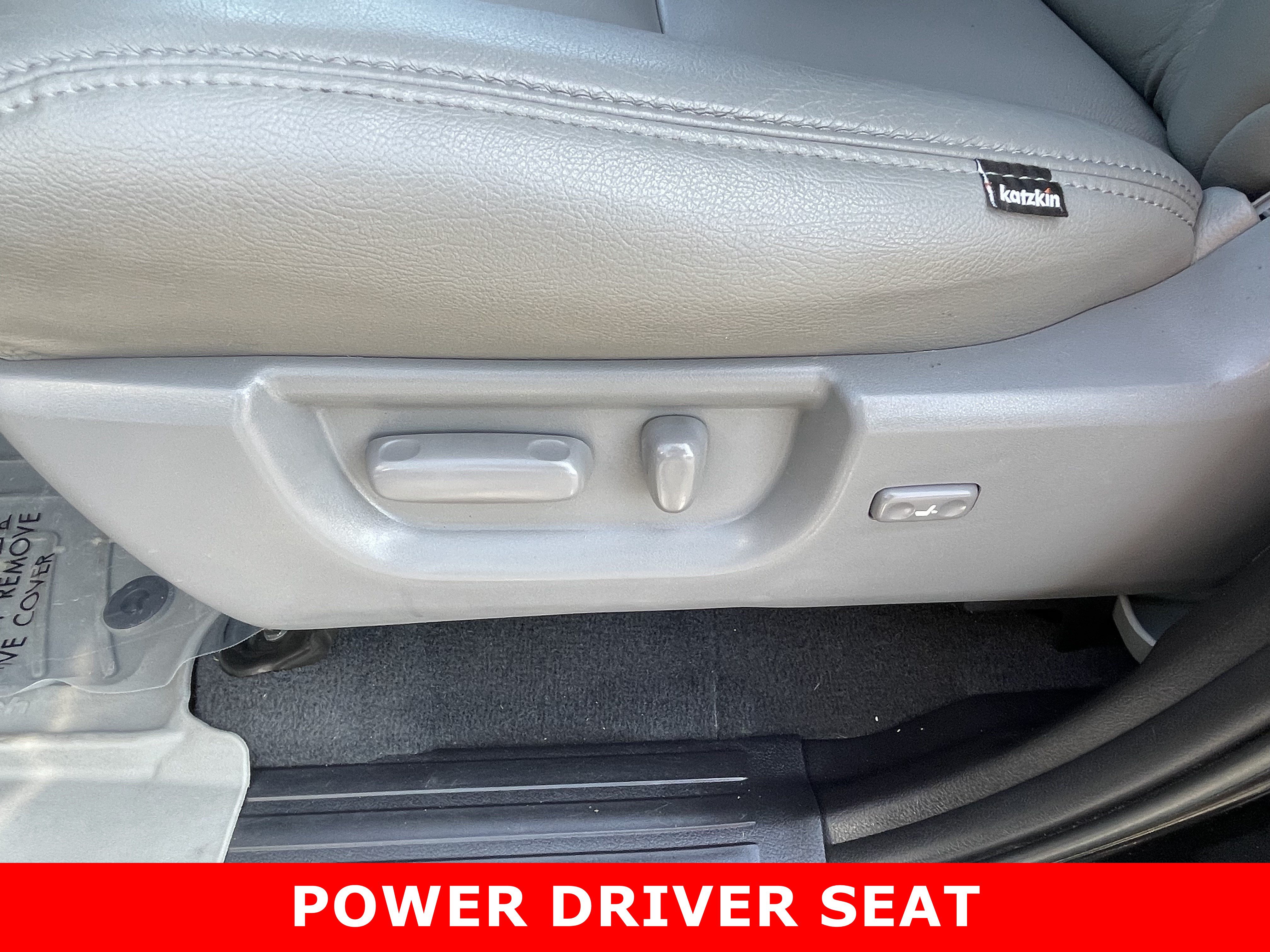 Used 2019 Toyota Sequoia SR5 AWD/4WD image 19