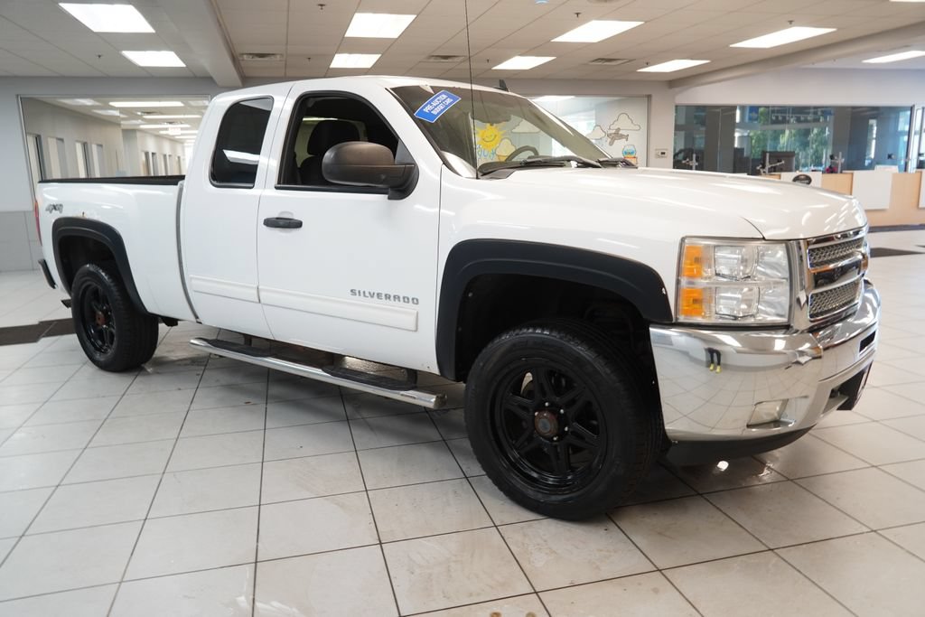 Used 2012 Chevrolet Silverado 1500 LT w/ All-Star Edition AWD/4WD image 12