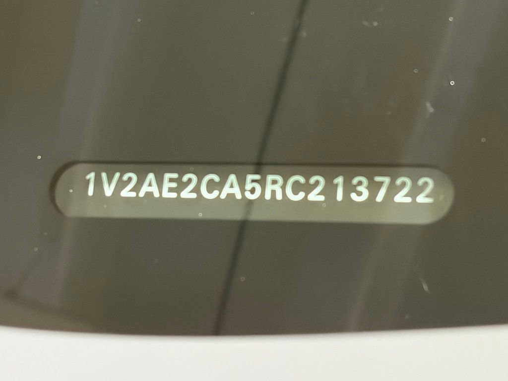 Used 2024 Volkswagen Atlas Cross Sport SEL R-Line AWD/4WD image 56