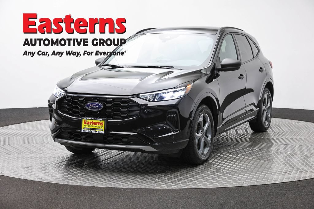Used 2024 Ford Escape ST-Line AWD/4WD image 1