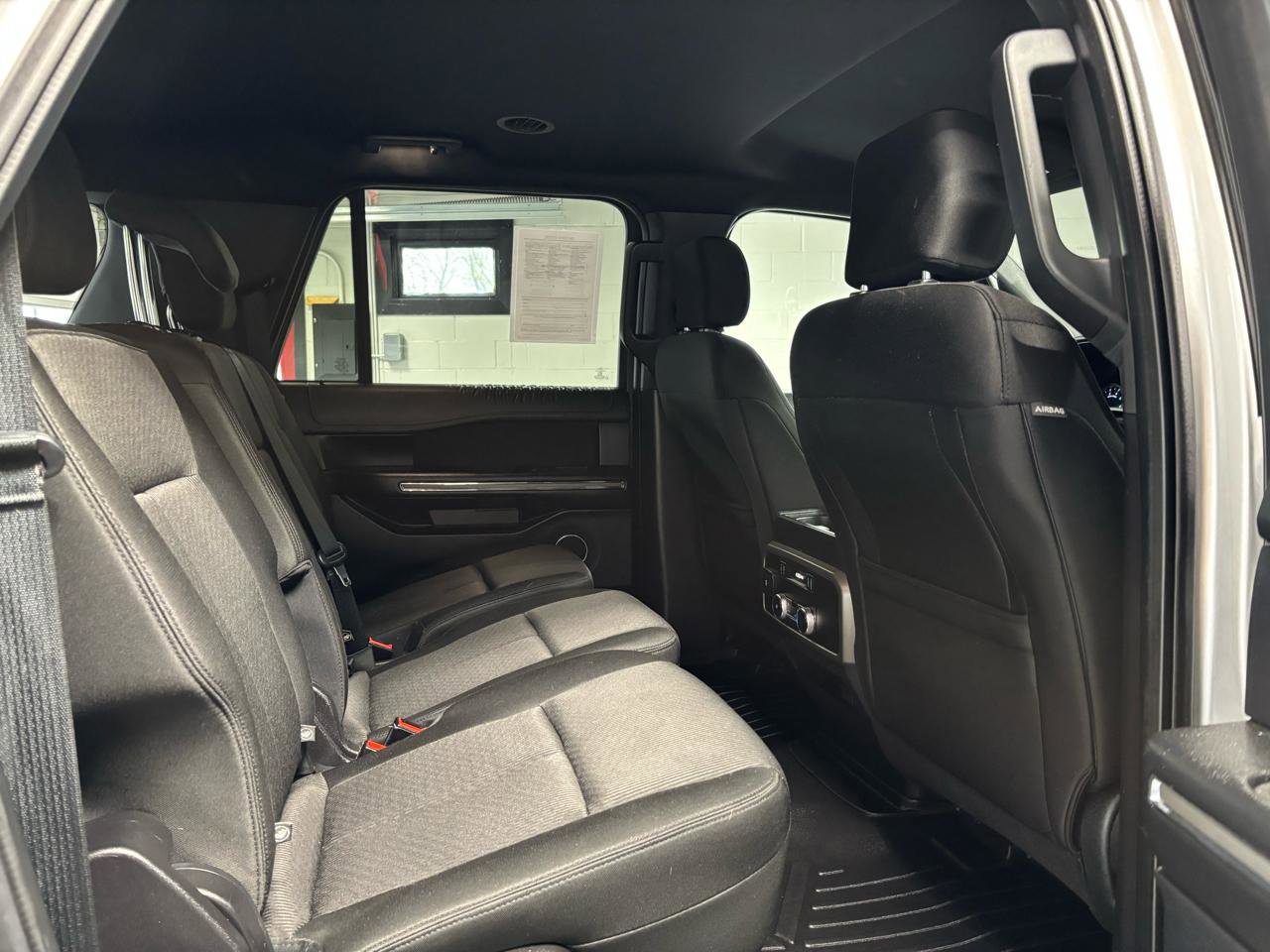 Used 2019 Ford Expedition Max XLT AWD/4WD image 15