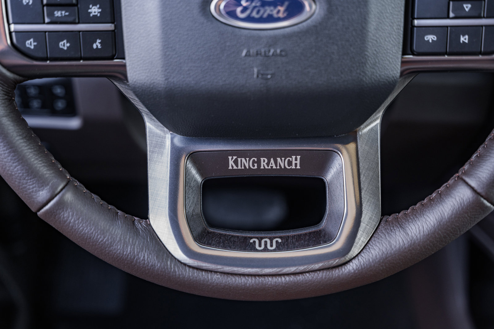 New 2026 Ford F350 King Ranch w/ Chrome Package image 39