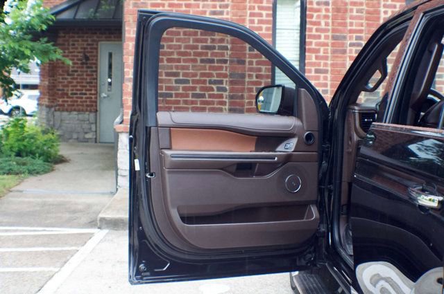 Used 2022 Ford Expedition King Ranch AWD/4WD image 16
