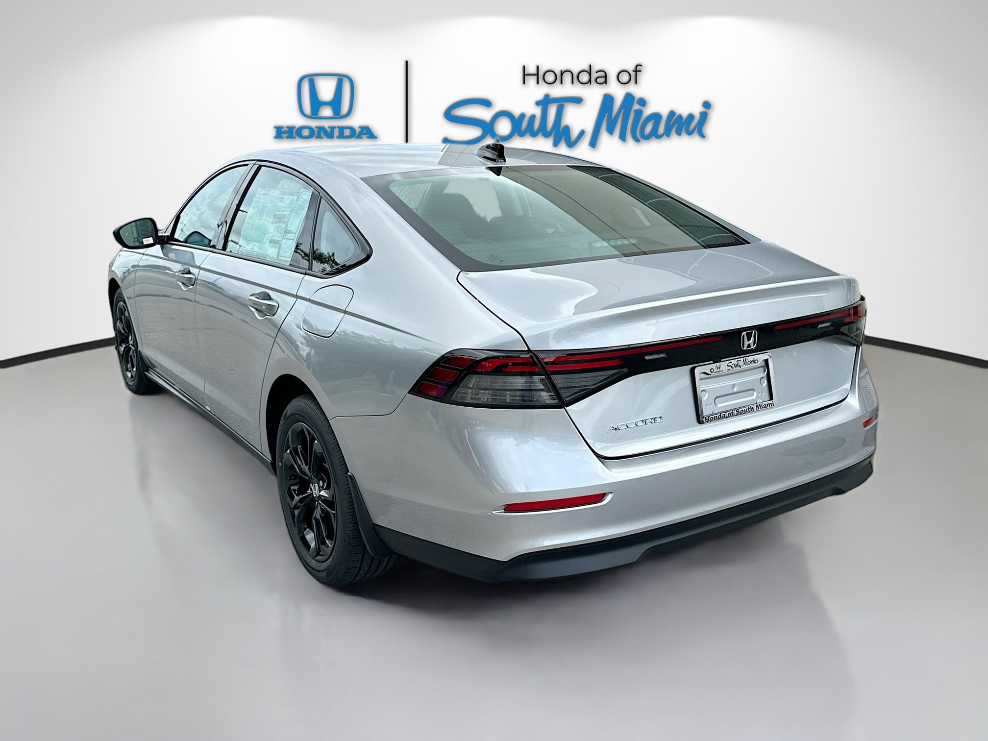 New 2025 Honda Accord SE image 4