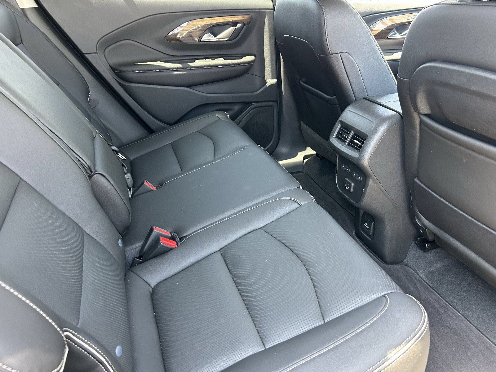 Certified 2020 GMC Terrain Denali w/ Denali Premium Package AWD/4WD image 14