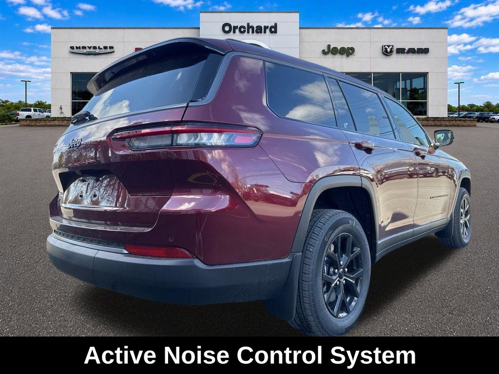 New 2026 Jeep Grand Cherokee L 4WD image 8