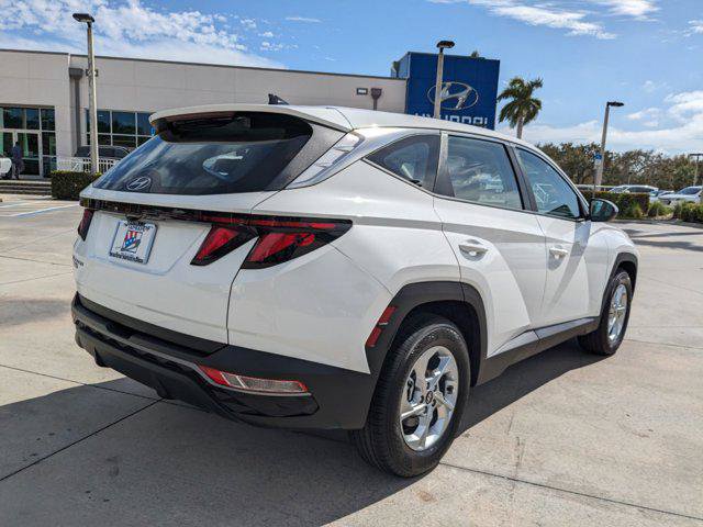 New 2024 Hyundai Tucson SE FWD image 2
